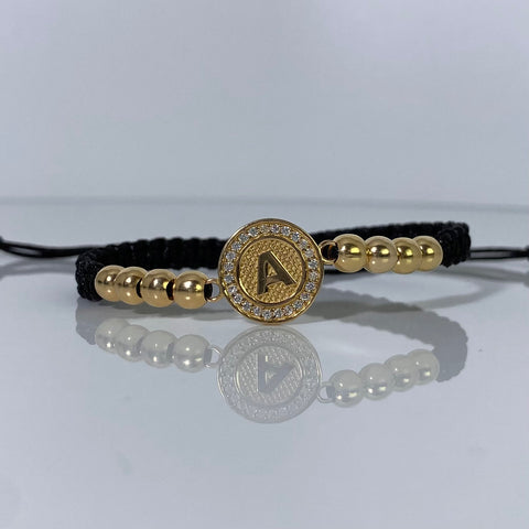 Pulsera tejida Herraje Letra A Circones Blancos / BL 5mm 8uni / Hilo Negro Oro amarillo 18k 2,81 Gr *