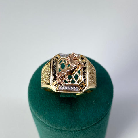 Anillo Caballo Circones Blancos Tres oros 18k / Talla 10 3/4 / 9,57 Gr