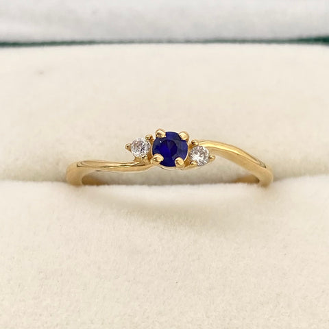 Anillo Circón Blanco Y Azul  Oro amarillo 18k / Talla 5 3/4 / 1,75 Gr †