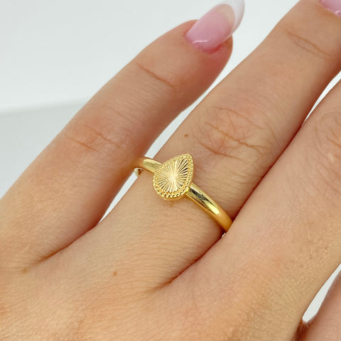 Anillo Lagrima Diamantada Oro amarillo 18k / Talla 7 1/4 / 1,25 Gr *
