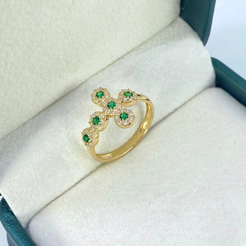 Anillo Cruz Circones Blancos y Verdes Oro amarillo 18k / Talla 6 1/2 / 2,39 Gr