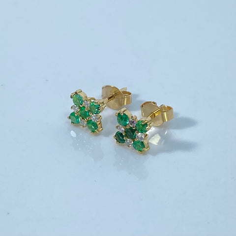 Topos Flor / 16 Pts Diam / 20 Pts Esme Oro amarillo 18k 1,45 Gr / 9 mm  *