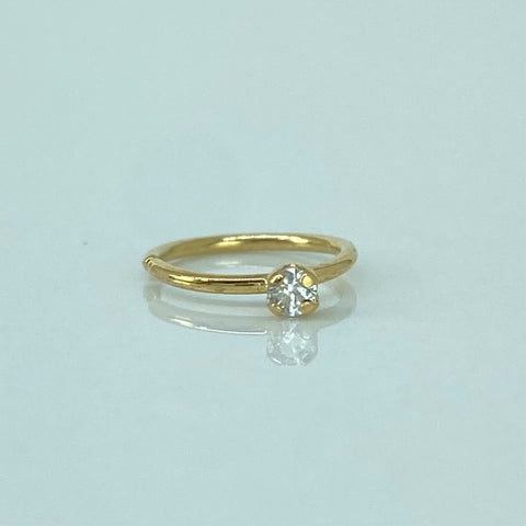 Piercing Aro Circon Blanco / Oro Amarillo 18k (Joya) / 0,3gr / 1.1cm / (Nariz) †