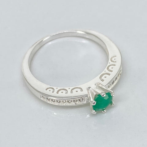 Anillo Churumbela 0.22Pt Esmeralda Circones / Talla 6 3/4 Plata 925 2,32 Gr *