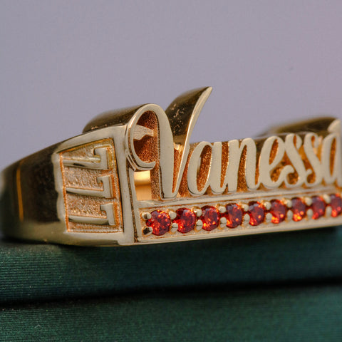 Anillo Nombre Personalizado Con Circones POR FABRICACION Oro amarillo 18k / Talla 6/10 / 8,14 Gr *