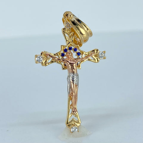 Dije Cruz Cristo Circones Blancos Azules Tres oros 18k 3,55 Gr / 4,2 Cm  *