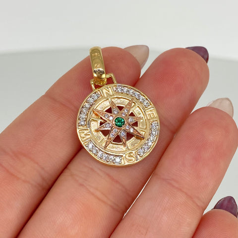 Dije Brujula Circones Blanco Verde Oro amarillo y Oro rosa 18k 4,72 Gr / 2,9 Cm  *