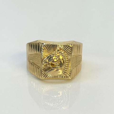 Anillo Caballo Fondo Diamantado Oro amarillo 18k / Talla 11 1/4 / 4,19 Gr †