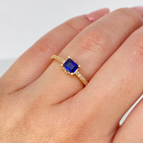 Anillo Solitario Circones Blancos Azul Oro amarillo / Talla 6 1/4 / 1,8 Gr *
