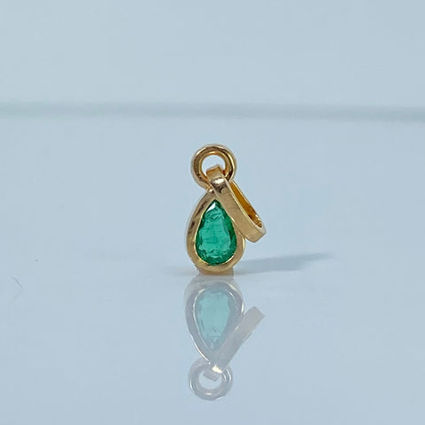 Dije Bisel Lagrima / 40 Pts Esme Oro amarillo 18k 0,7 Gr / 1,2 Cm  *