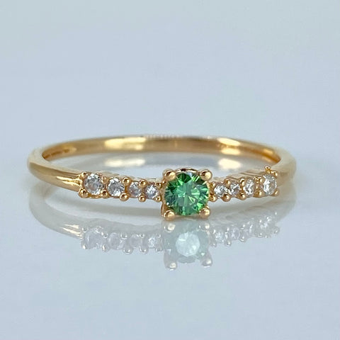 Anillo Solitario Churumbela Circon Blancos Verde Oro amarillo / Talla 7 1/2 / 1,33 Gr