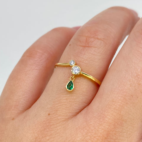 Anillo Colgante Circon Verde Y Blancos Oro amarillo 18k / Talla 6 1/4 / 1,27 Gr *