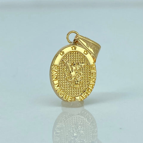 Dije Troquel San Miguel Arcangel Fondo Diamantado Oro amarillo 18k 0,79 Gr / 2 Cm
