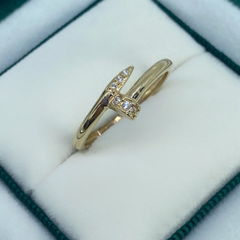 Anillo Clavo Circones Blancos Oro amarillo 18k / Talla 8 1/4 / 1,84 Gr *