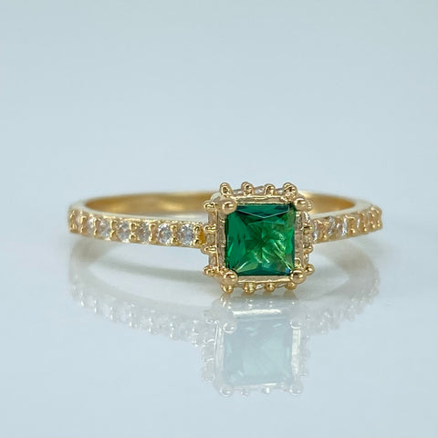 Anillo Solitario Cuadrado Circones Blancos Verde Oro amarillo / Talla 6 3/4 / 2,1 Gr †