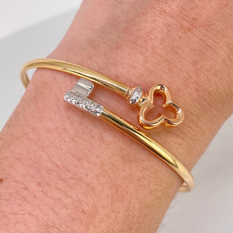 Pulso ● Aro Trebol Llave Tres oros 18k +3 / 5,8 Gr / 19 Cm *