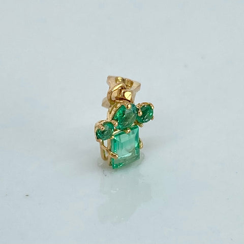 Dije Bague Esmeraldas 43PTS Oro amarillo 0,55 Gr / 1,2 Cm †