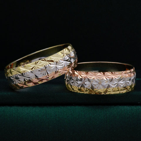 Anillo Argollas Diamantadas POR FABRICACIÓN Tres oros 18k / Talla 7 / 10 Gr *