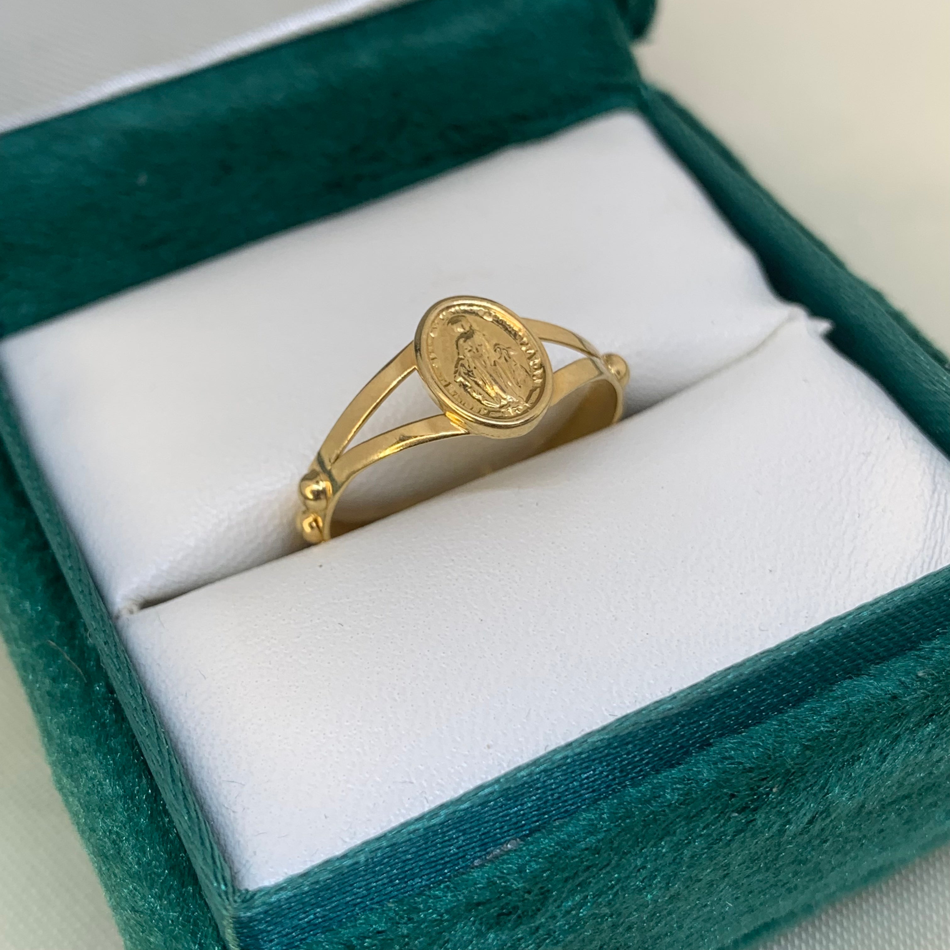 Anillo Virgen Milagrosa Oro amarillo 18k Talla 1/4 1,43 Gr
