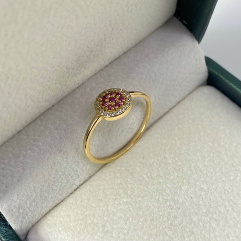 Anillo Circulo Circones Blancos Y Fucsias Oro amarillo 18k / Talla 7 / 1,95 Gr *