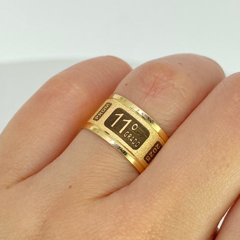 Anillo Argolla Diamantada PROM 11° Oro amarillo 18k / Talla 6 1/4 / 2,5 Gr