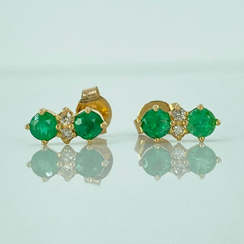 Topos Moño Esmeraldas 60pts Diamantes 2pts Oro amarillo 18k 1,39 Gr *