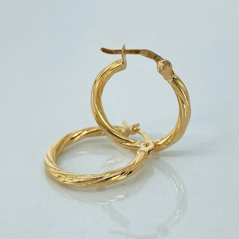 Candongas Entorchadas Oro amarillo 18k 1,55 Gr / 2,1 Cm †