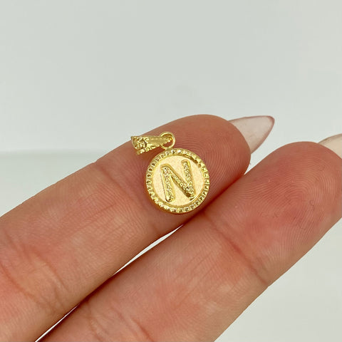 Dije Letra N Diamantada Oro amarillo 18k 0,66 Gr / 1,8 Cm  *