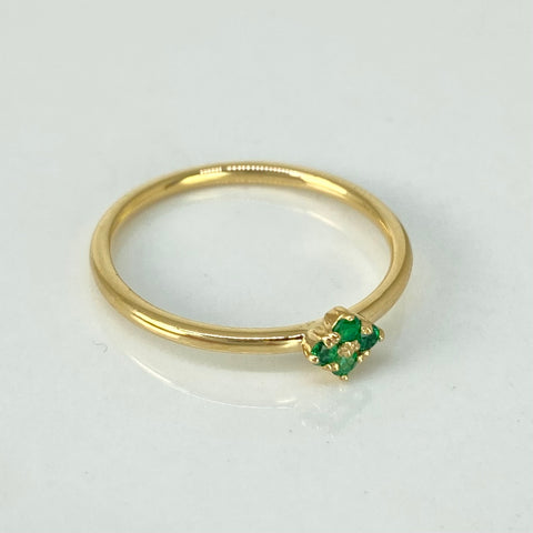 Anillo Trebol Esmeraldas 10PTS Oro amarillo 18k / Talla 6 1/2 / 1,55 Gr *