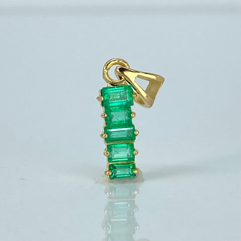 Dije Esmeraldas 35PTS  Oro amarillo 0,68 Gr / 1,7 Cm †