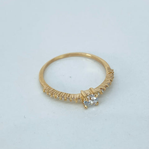 Anillo Solitario Circon Blanco Cuadrado  Oro amarillo / Talla 7 1/2 / 1,45 Gr †