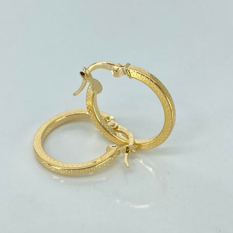 Candongas Punteadas Oro amarillo 18k 1,45 Gr / 2 Cm  *