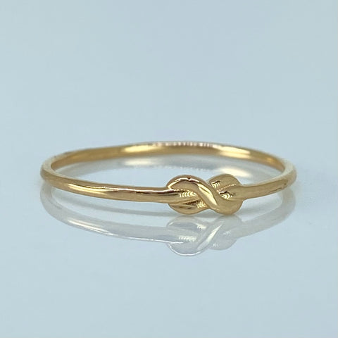 Anillo Infinito Oro amarillo / Talla 7 / 0,71 Gr
