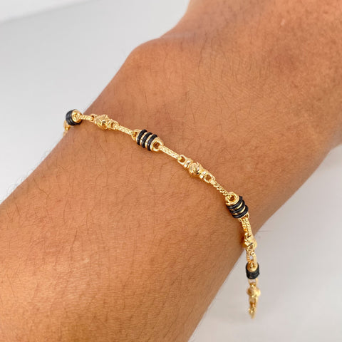 Pulso Rustico Bolas Diamantadas Caucho Negro Oro amarillo 4,10 Gr / 4 mm / 20,7 Cm †