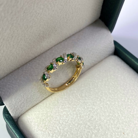 Anillo Espiral Circones Blancos Y Verdes Oro amarillo 18k / Talla 7 / 2,95 Gr