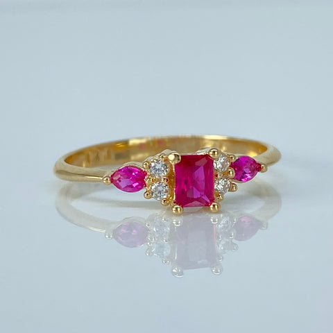 Anillo Solitario Circones Fucsias Blancos Oro amarillo / Talla 6 3/4 / 1,85 Gr