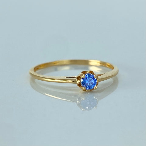 Anillo Solitario Circon Azul Oro amarillo / Talla 6 1/2 / 1,1 Gr