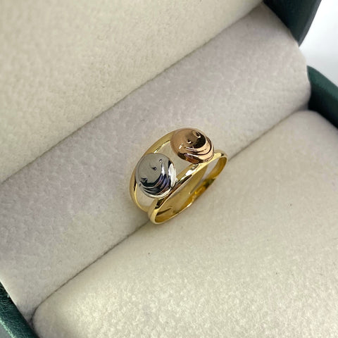 Anillo Carita Feliz Tres oros 18k / Talla 3 1/2 / 1,16 Gr *
