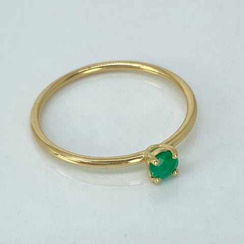 Anillo Solitario Esmeralda 17PTS Oro amarillo 18k / Talla 6 3/4 / 1,16 Gr *