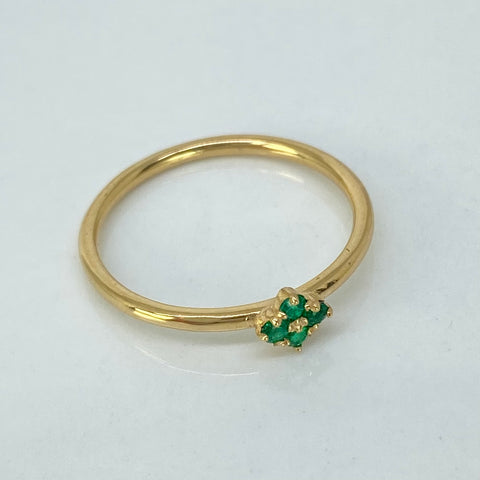 Anillo Flor Esmeraldas 12PTS Oro amarillo 18k / Talla 6 1/2 / 1,6 Gr *