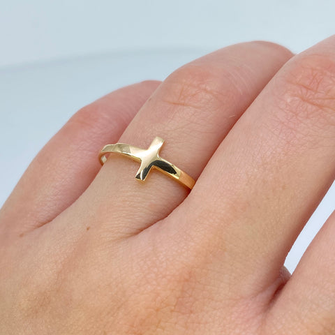 Anillo Cruz Oro amarillo 18k / Talla 8 / 1,3 Gr