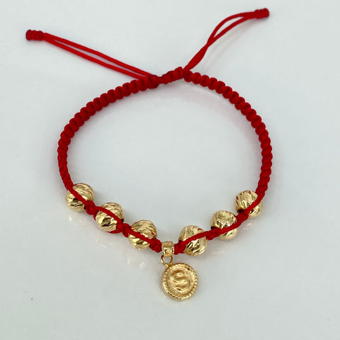 Pulsera tejida Dije Letra S / BD 6uni 7mm / Hilo Rojo Oro amarillo 18k 1,62 Gr *