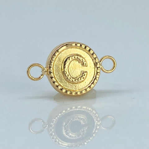 Herraje Letra C Oro amarillo 0,63 Gr / 1,7 Cm *