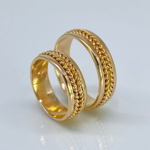 Anillo Argollas Centro Entorchado POR FABRICACIÓN Oro amarillo 18k / Talla 7 / 15 Gr *