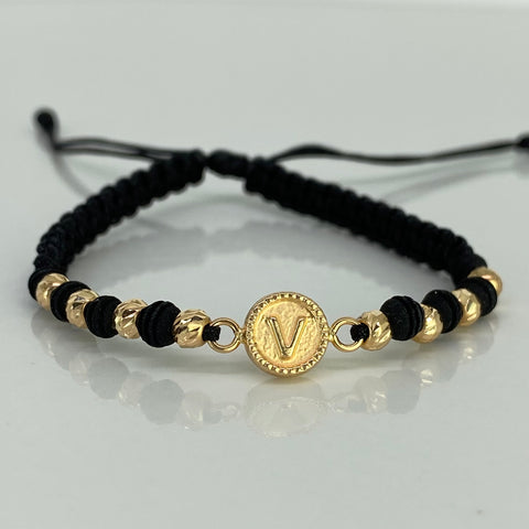 Pulsera Tejida Herraje Letra V / BD 8uni 4mm / Hilo Negro Neoprenos Oro amarillo 18k 1,08 Gr *
