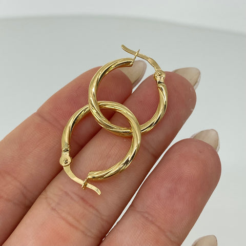 Candongas Entorchadas Oro amarillo 18k 1,55 Gr / 2,1 Cm †