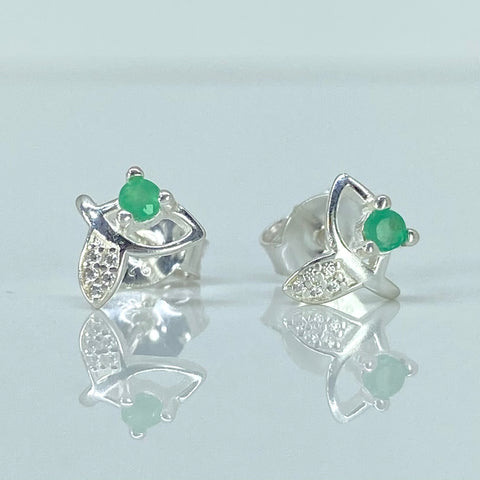 Topos Hojas Esmeraldas 0.17Ct Plata 925 1,0 Gr / 7,5 mm *