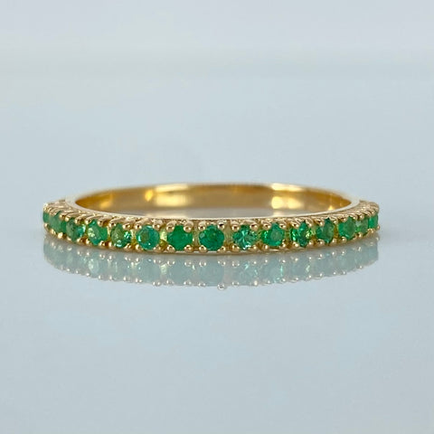 Anillo Churumbela 17 Esmeraldas 0.19Ct Oro amarillo 18k / Talla 6 3/4 / 1,7 Gr / 2 mm  *