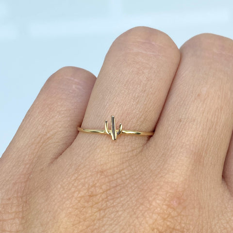 Anillo Cactus Oro amarillo 18k / Talla 7 1/4 / 0,65 Gr *