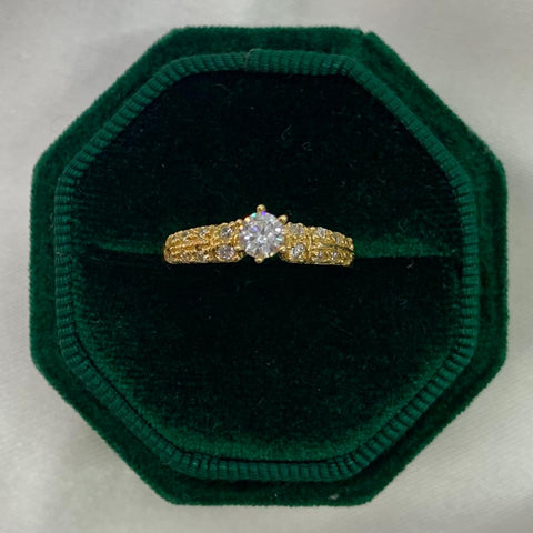 Anillo Circones Blancos Oro amarillo 18k / Talla 7 3/4 / 1,69 Gr *